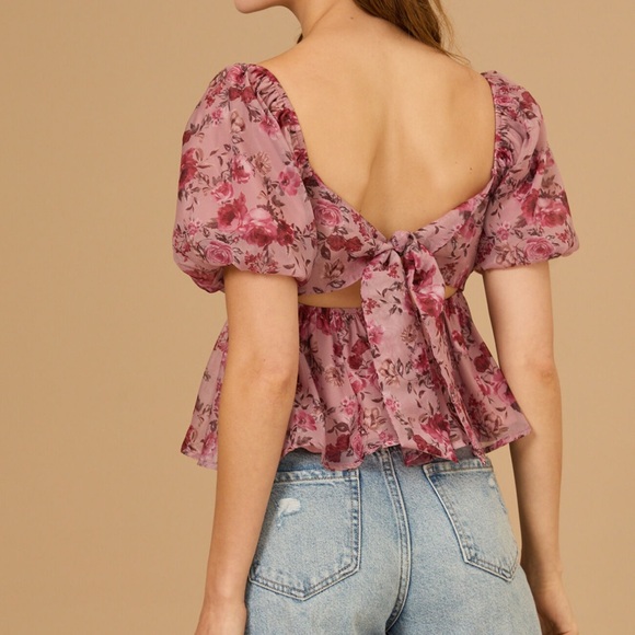 Altar'd State Tops - NWT Women’s Altar’d State Mauve Floral Anita Babydoll Top Size Small